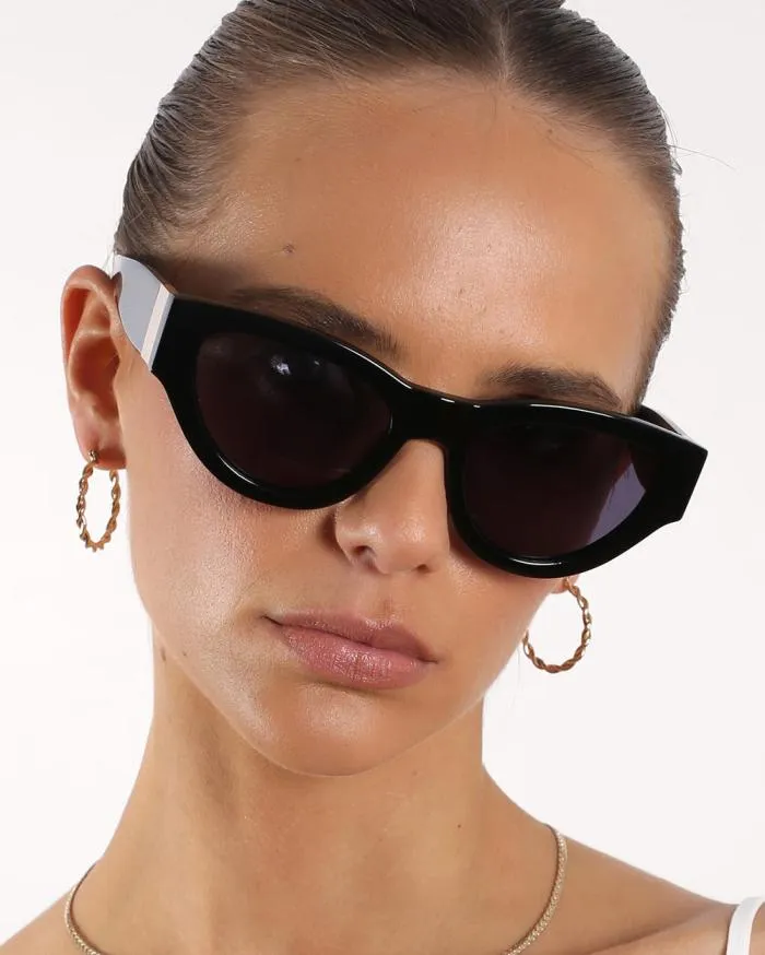 Accessories Billini Banb Eyewear THE CARLA BLACKJET