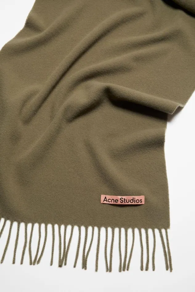 Acne Studios Fringe Wool Scarf 8211 Narrow Khaki Green Men Scarves Acne Studios Fringe Wool Scarf 8211 Narrow Khaki Green Men Scarves