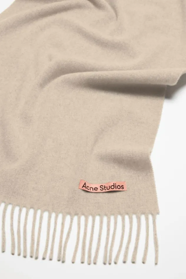 Acne Studios Fringe Wool Scarf Narrow Oatmeal Melange Men Scarves Acne Studios Fringe Wool Scarf Narrow Oatmeal Melange Men Scarves