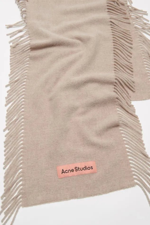 Acne Studios Fringe Wool Scarf Oatmeal Melange Men Scarves Acne Studios Fringe Wool Scarf Oatmeal Melange Men Scarves