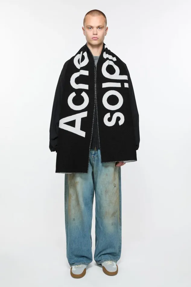 Acne Studios Logo Jacquard Scarf 8211 Narrow Blackwhite Women Scarves Acne Studios Logo Jacquard Scarf 8211 Narrow Blackwhite Women Scarves