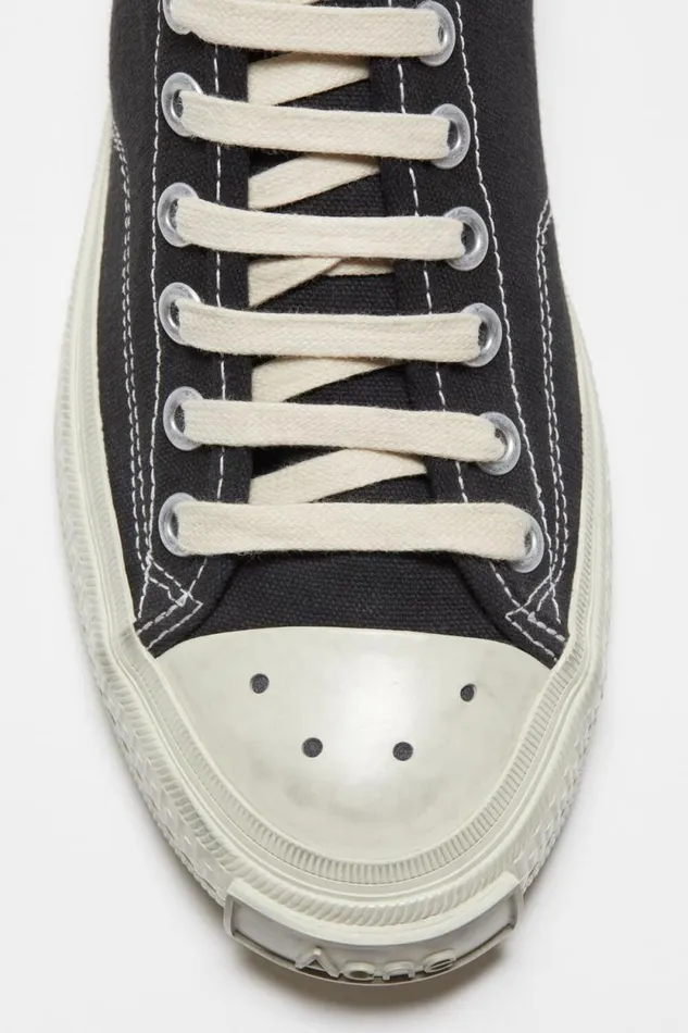 Acne Studios Low Top Sneakers Blackoff White Men Shoes Acne Studios Low Top Sneakers Blackoff White Men Shoes