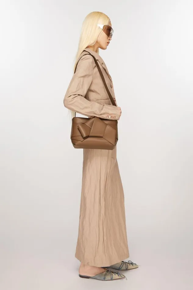 Acne Studios Musubi Shoulder Bag Camel Brown Women Bags Acne Studios Musubi Shoulder Bag Camel Brown Women Bags