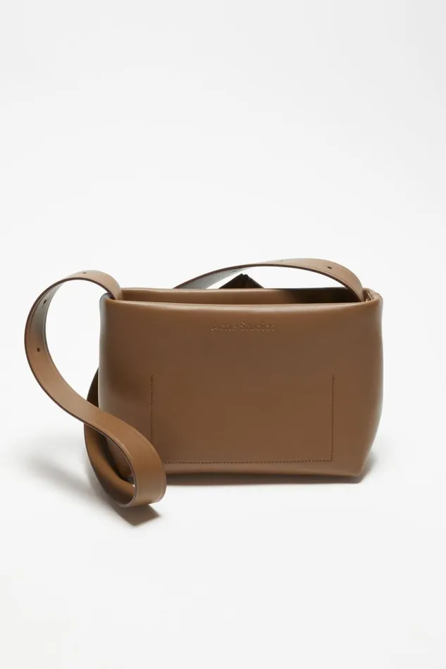 Acne Studios Musubi Shoulder Bag Camel Brown Women Bags Acne Studios Musubi Shoulder Bag Camel Brown Women Bags