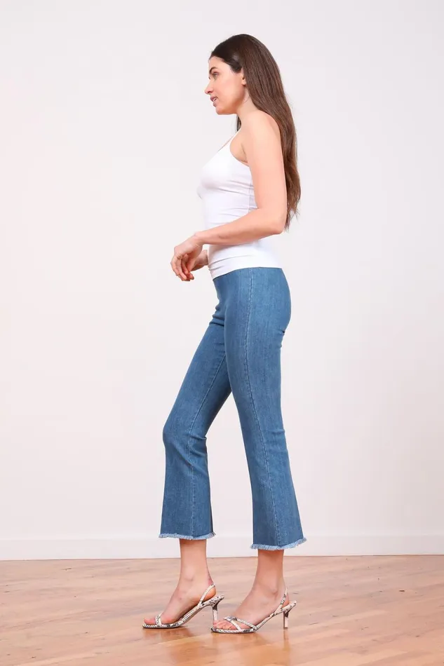 Avenue Montaigne LEO Light Denim Women Pants Avenue Montaigne LEO Light Denim Women Pants