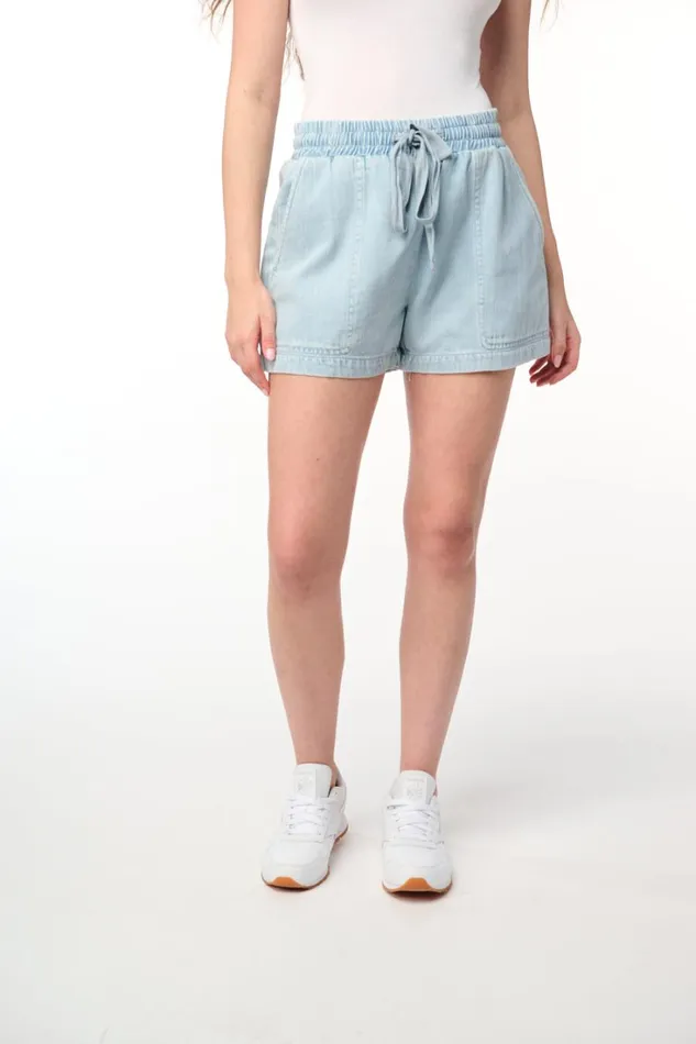 BLANK NYC Shorts Unwind Short 8211 Women