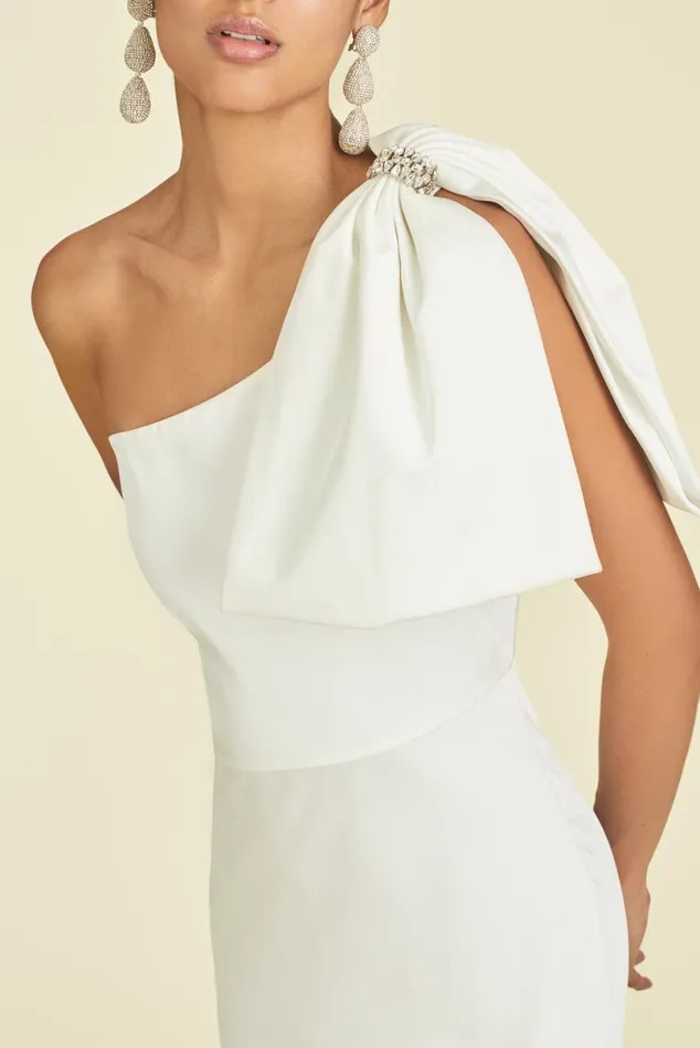 Ceremony Women Sachin and Babi Aubrey Gown 8211 Off White