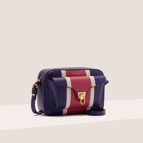 Coccinelle Beat College Patch Small Royrosewolamb Women Coccinelle Crossbody Bags Coccinelle Beat College Patch Small Royrosewolamb Women Coccinelle Crossbody Bags