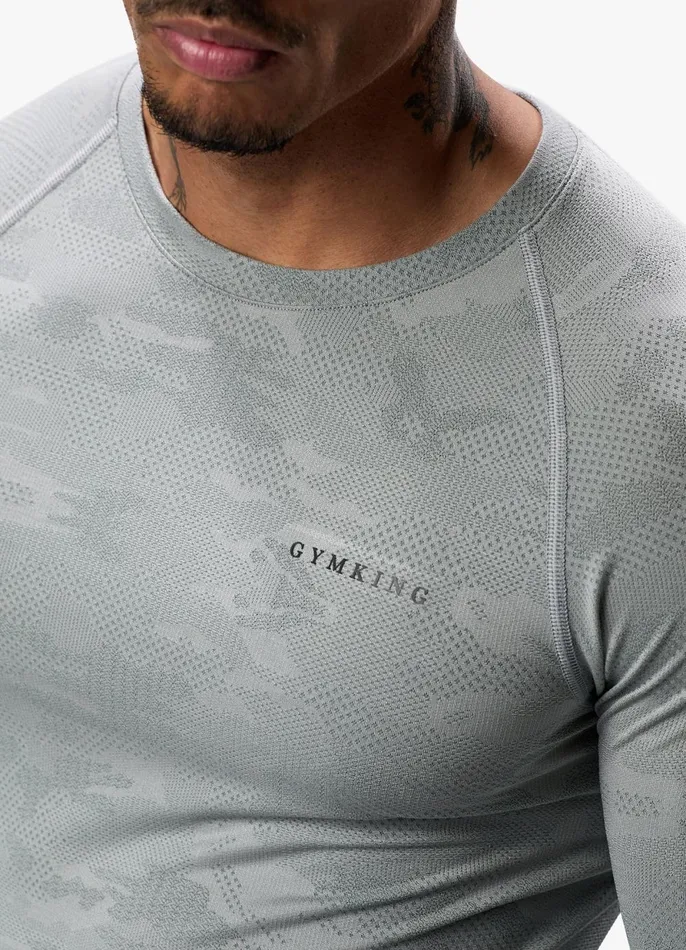 Gym King Gymwear Men Debossed Camo Seamless LS Tee 8211 Cloudy Grey