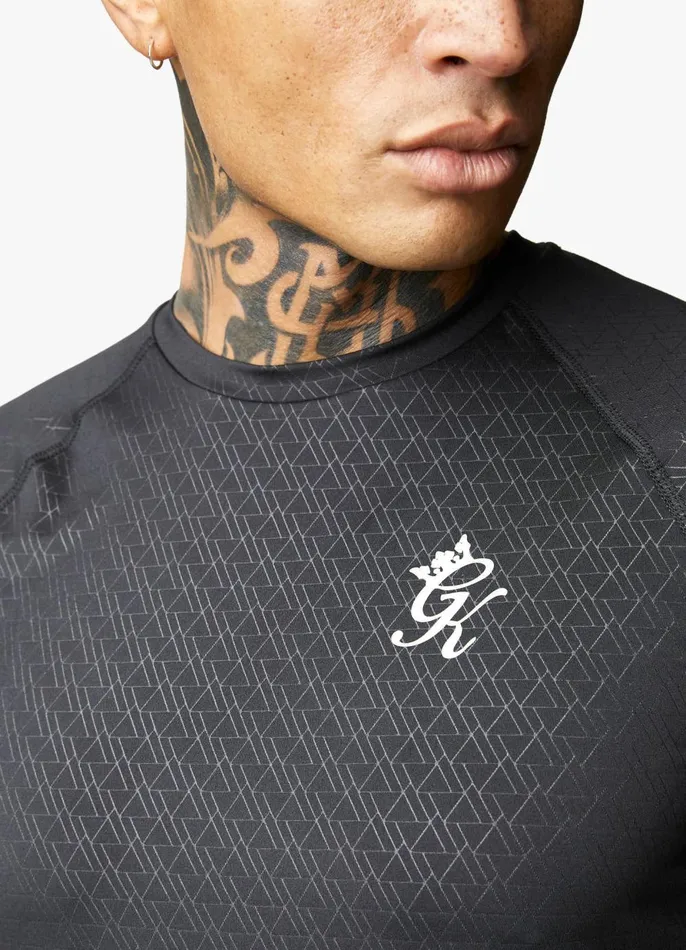 Gym King Gymwear Men Debossed Energy Tee Black