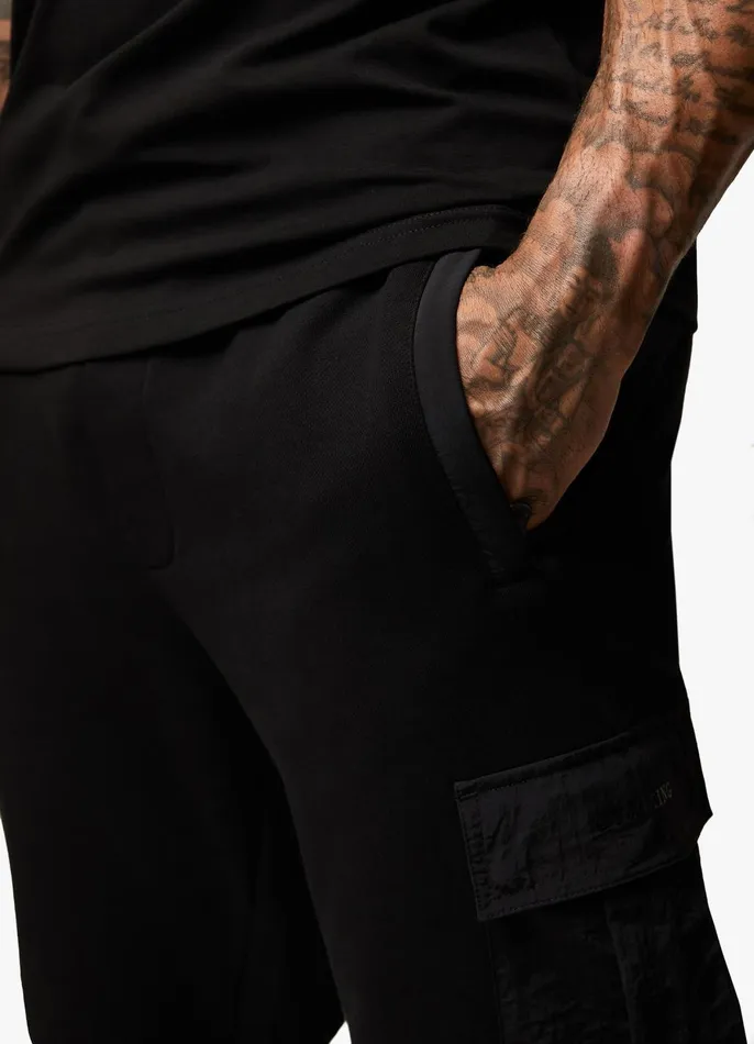 Gym King Tracksuit Bottoms Men Eclipse Cargo Pant 8211 Black