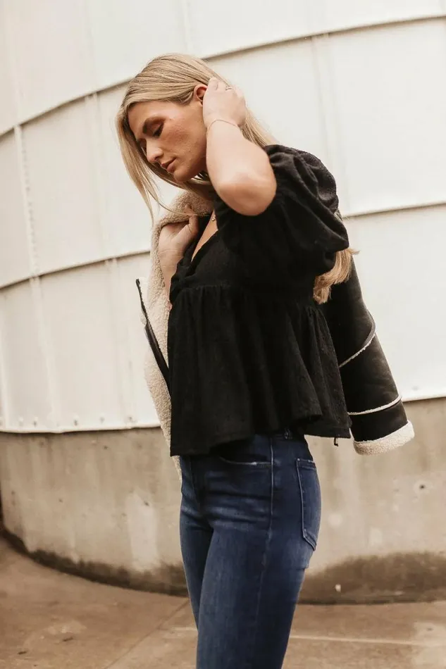 Kasey Babydoll Blouse In Black Black Women Bohme Tops