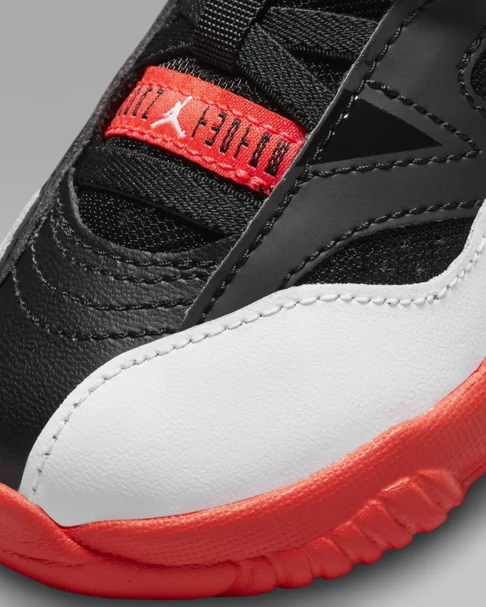 Kids Nike Jordan Jumpman Two Trey Blackinfrared 23white