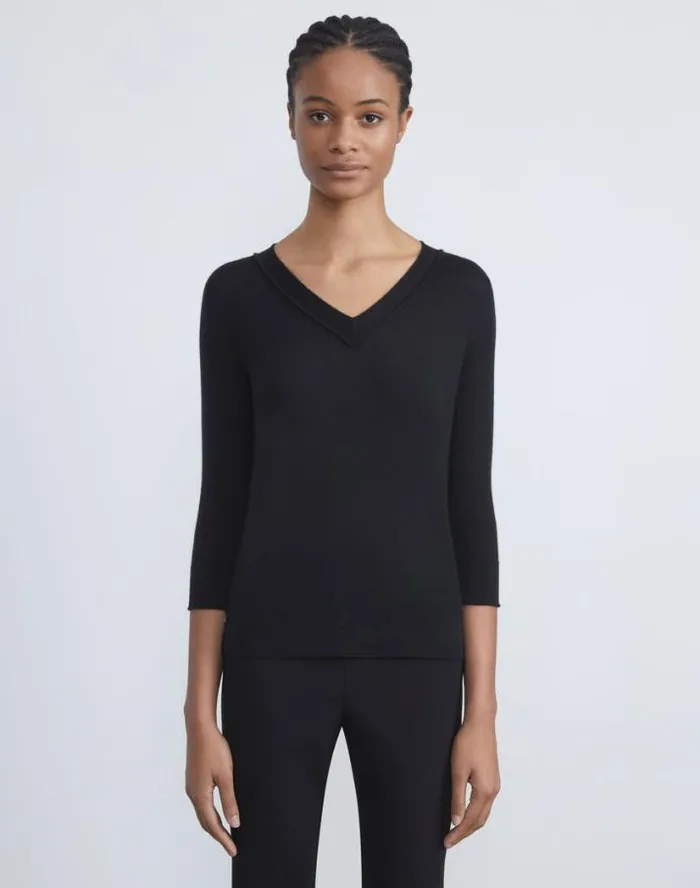 Lafayette 148 New York Fine Gauge Cashmere VNeck Sweater Black Ready To Wear Sweaters and Knits