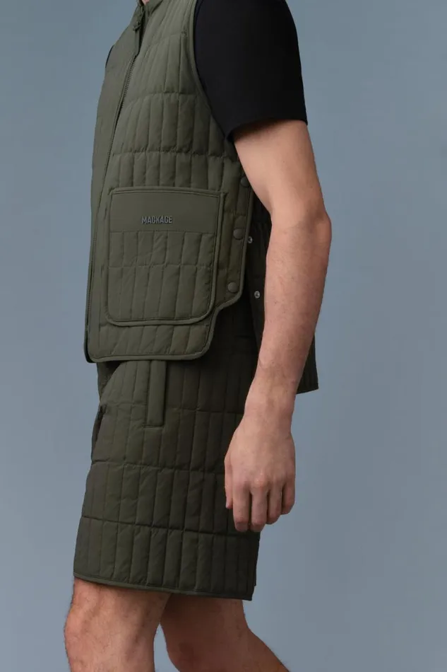 Light Down Jackets Men Mackage LEVI Light Down Vertical Quilted Vest Black Light Down Jackets Men Mackage LEVI Light Down Vertical Quilted Vest Black