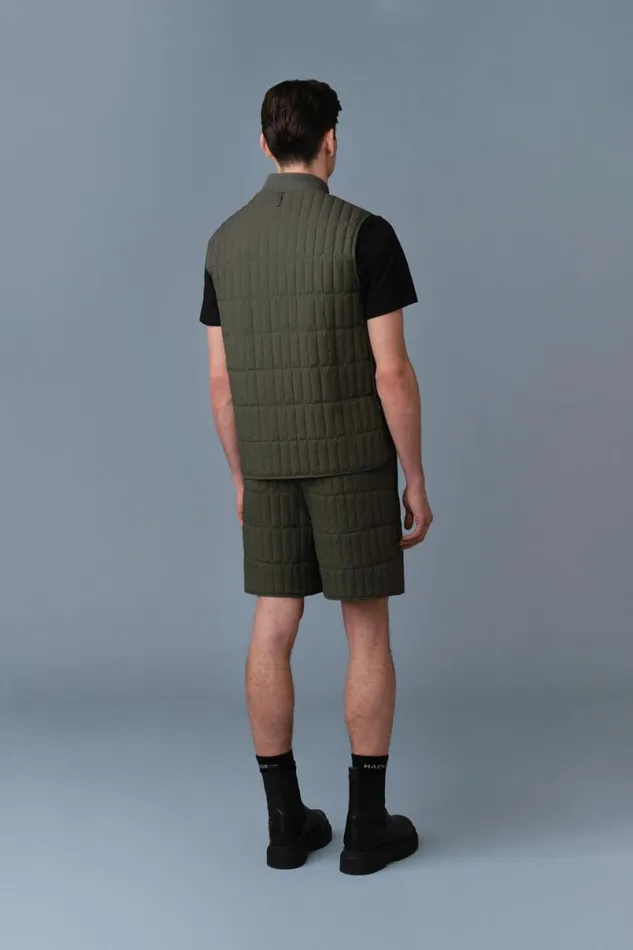 Light Down Jackets Men Mackage LEVI Light Down Vertical Quilted Vest Black Light Down Jackets Men Mackage LEVI Light Down Vertical Quilted Vest Black