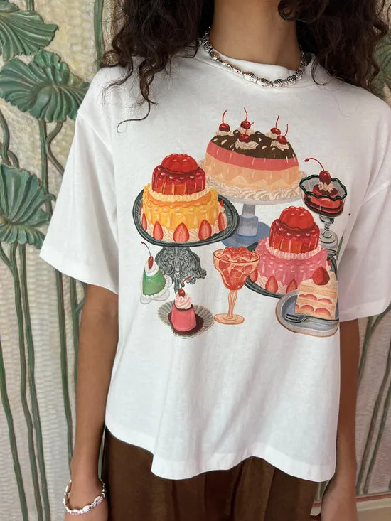 Lisa Says Gah Tops Women Charlie Tee Dessert Table
