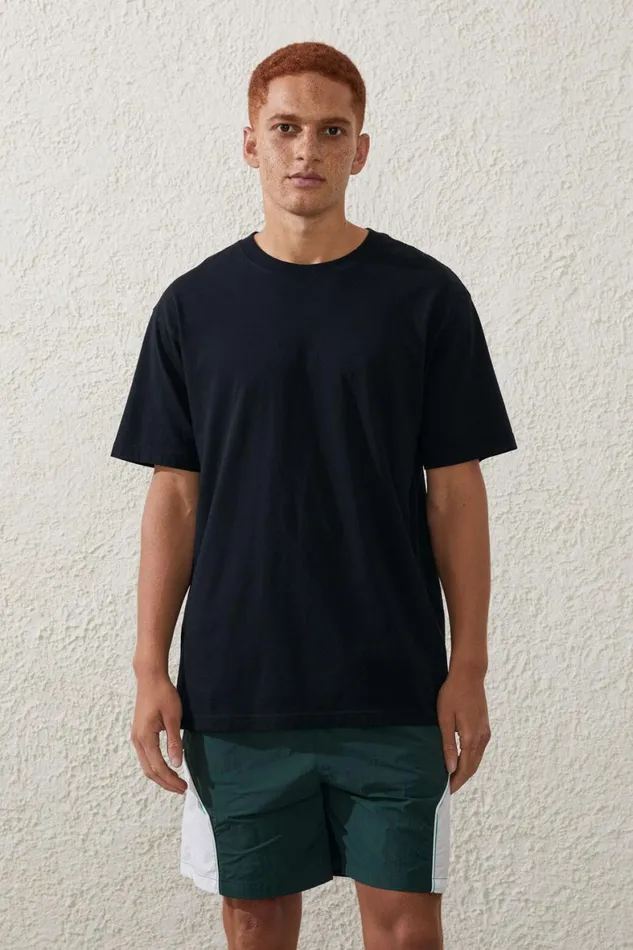 Men Activewear Cotton On Active Kokkinakis Tech Short Pine Grove White Panel