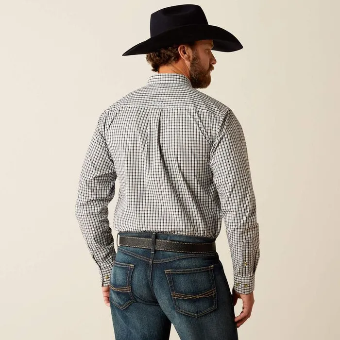 Men Button Down Shirts Ariat Pro Series Creek Fitted Shirt Light Blue Men Button Down Shirts Ariat Pro Series Creek Fitted Shirt Light Blue