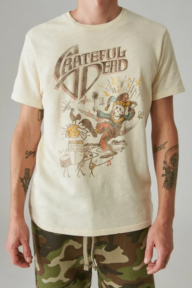 Men Lucky Brand Graphic Tees Grateful Dead Jester Parchment