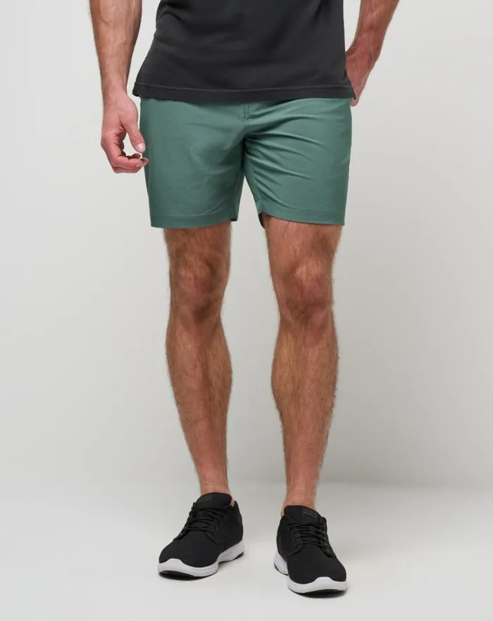 Men Shorts TravisMathew BAGGAGE CLAIM SHORT 7IN Balsam Green