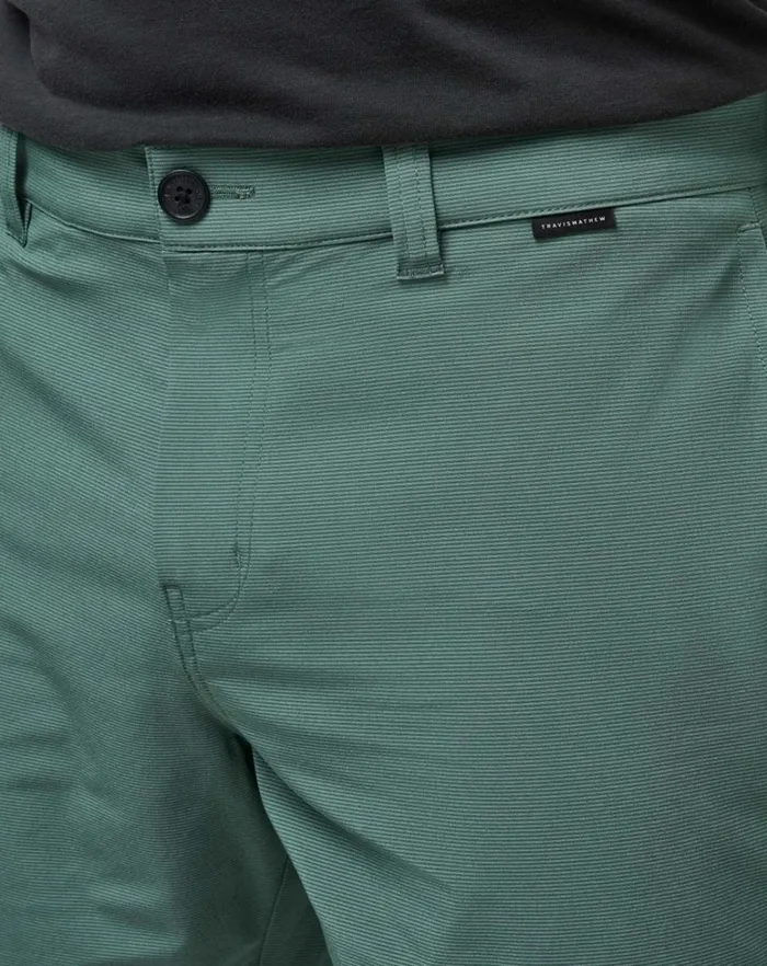 Men Shorts TravisMathew BAGGAGE CLAIM SHORT 7IN Balsam Green Men Shorts TravisMathew BAGGAGE CLAIM SHORT 7IN Balsam Green