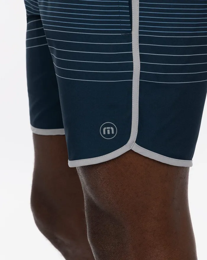 Men Shorts TravisMathew GO TIME 30 ACTIVE SHORT 75IN Blue Nights Men Shorts TravisMathew GO TIME 30 ACTIVE SHORT 75IN Blue Nights