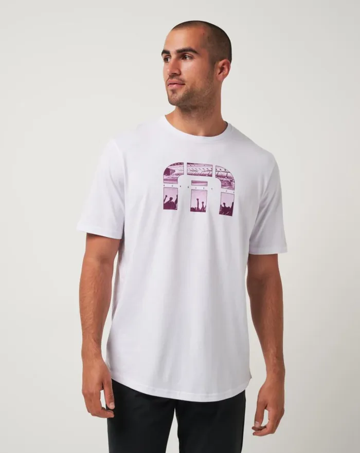 Men Tees TravisMathew BURNLEY SHOOTOUT TEE White