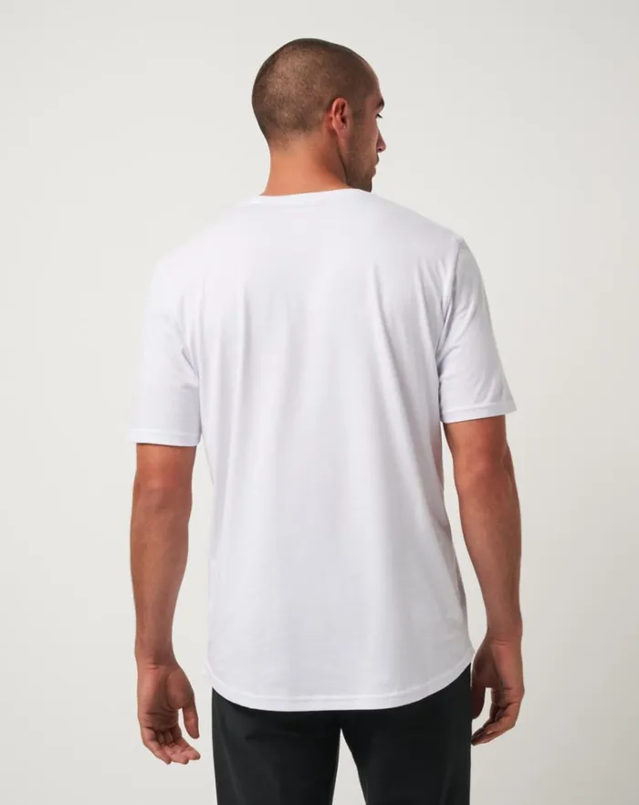 Men Tees TravisMathew BURNLEY SHOOTOUT TEE White Men Tees TravisMathew BURNLEY SHOOTOUT TEE White