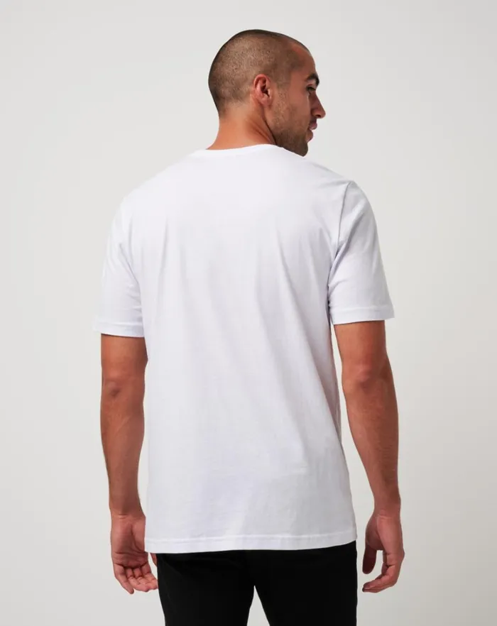 Men Tees TravisMathew SAN FRANCISCO GIANTS IN THE DUGOUT TEE White Men Tees TravisMathew SAN FRANCISCO GIANTS IN THE DUGOUT TEE White