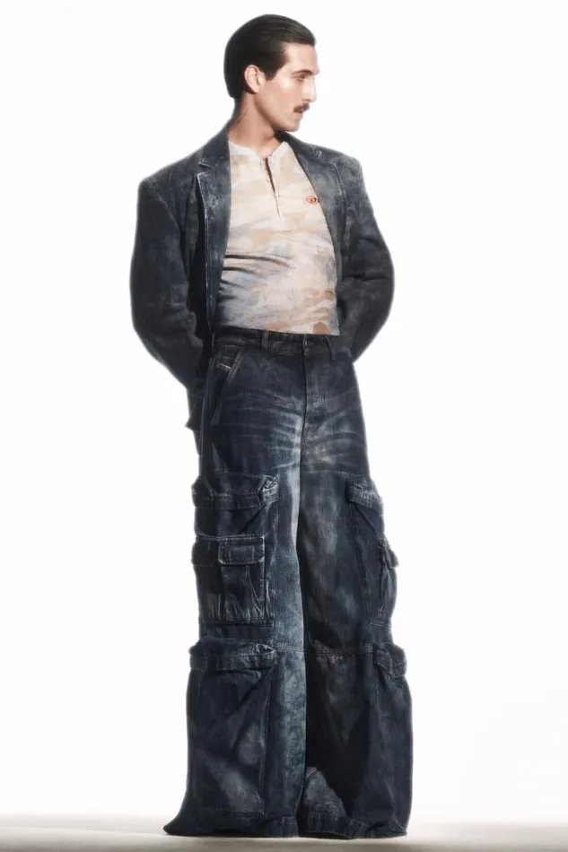 MenWomen Diesel Diesel X Damiano David Relaxed Jeans DGiappo 0DBCW Dark Blue MenWomen Diesel Diesel X Damiano David Relaxed Jeans DGiappo 0DBCW Dark Blue