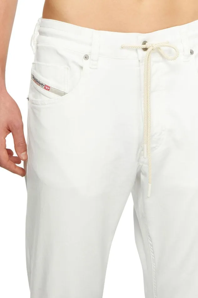MenWomen Diesel Jeans Regular 2030 DKrooley Joggjeans 068HX White MenWomen Diesel Jeans Regular 2030 DKrooley Joggjeans 068HX White