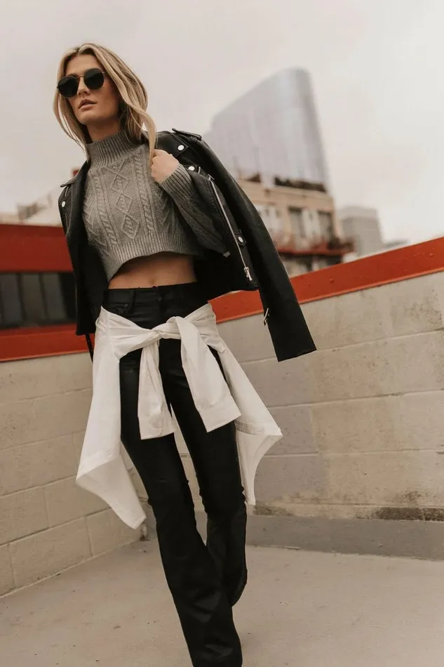 Mickie Cropped Sweater In Grey Grey Women Bohme Tops