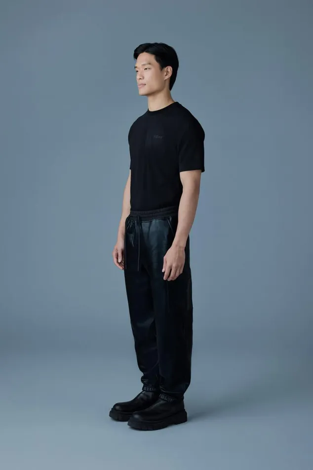 Pants and Shorts Men Mackage MARVINM Metallic Double Face Jersey Sweatpants Gold Pants and Shorts Men Mackage MARVINM Metallic Double Face Jersey Sweatpants Gold