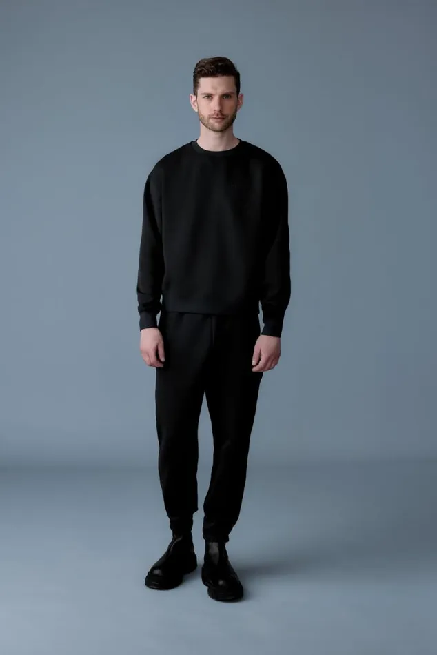 Pants and Shorts Men Mackage MARVINR Double Face Jersey Cargo Sweatpants Flame Pants and Shorts Men Mackage MARVINR Double Face Jersey Cargo Sweatpants Flame