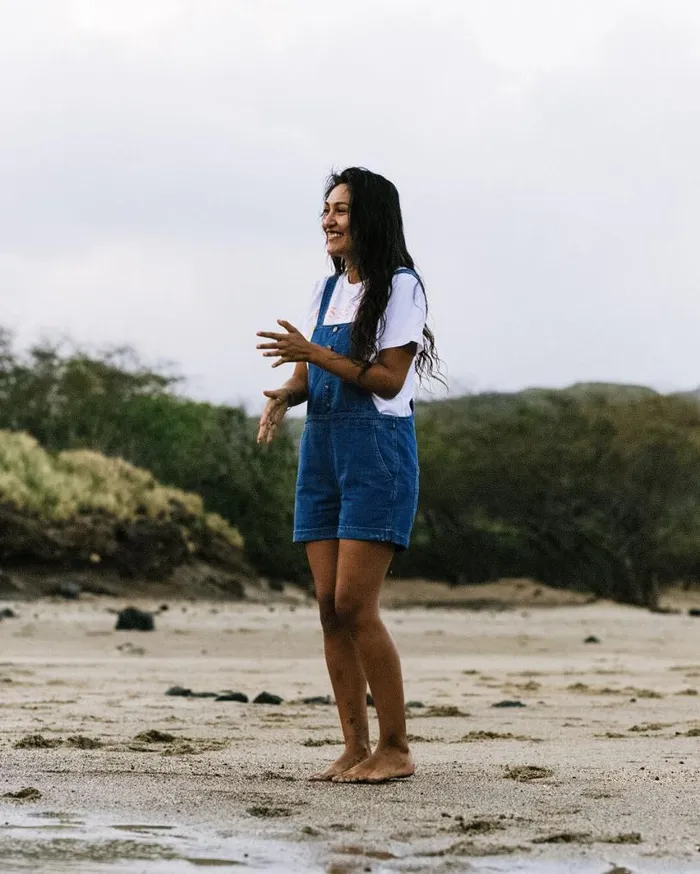 Passenger Clothing Riverside Denim Short Dungarees Washed Denim Women Dungarees and Trousers