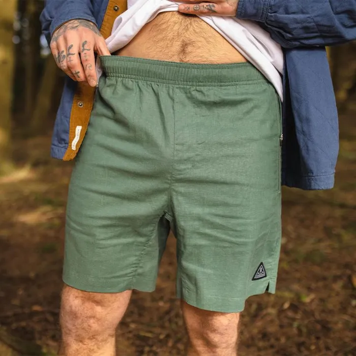 Passenger Clothing Traveller All Purpose Shorts Leaf Green Men Shorts