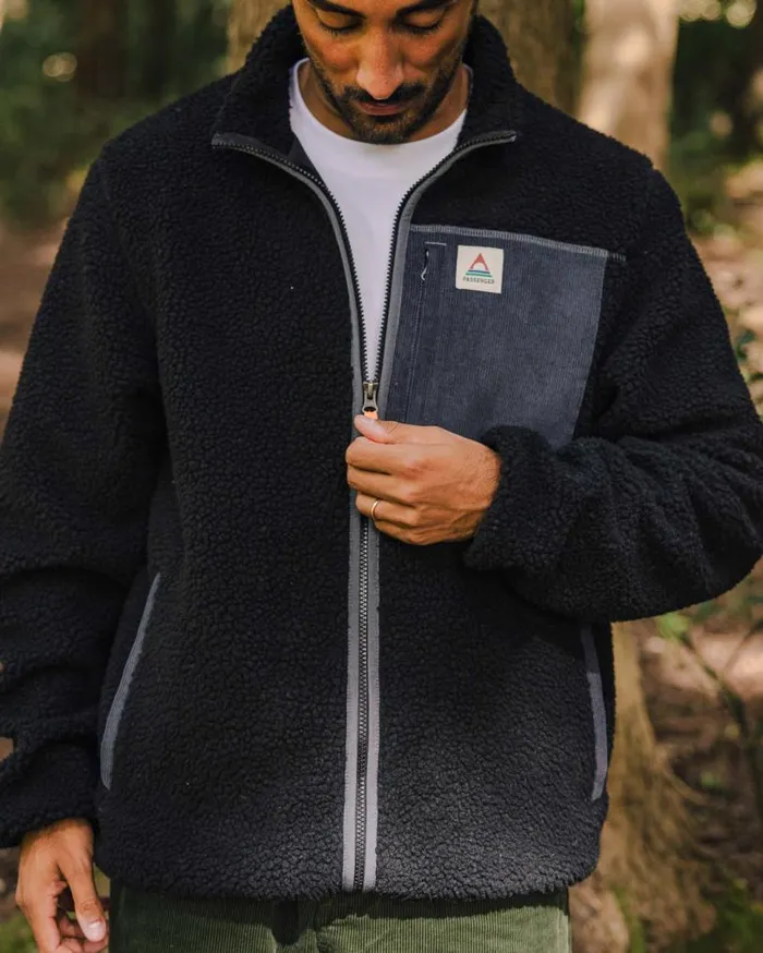 Passenger Clothing Trekker Recycled DeepPile Sherpa Fleece Black Men Fleece
