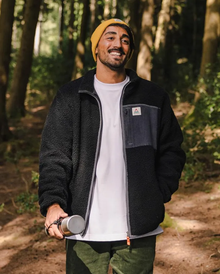 Passenger Clothing Trekker Recycled DeepPile Sherpa Fleece Black Men Fleece