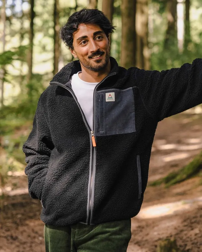 Passenger Clothing Trekker Recycled DeepPile Sherpa Fleece Black Men Fleece