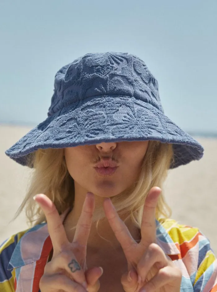 Roxy Beanies Bliss Full Bucket Hat Marlin 8211 Women