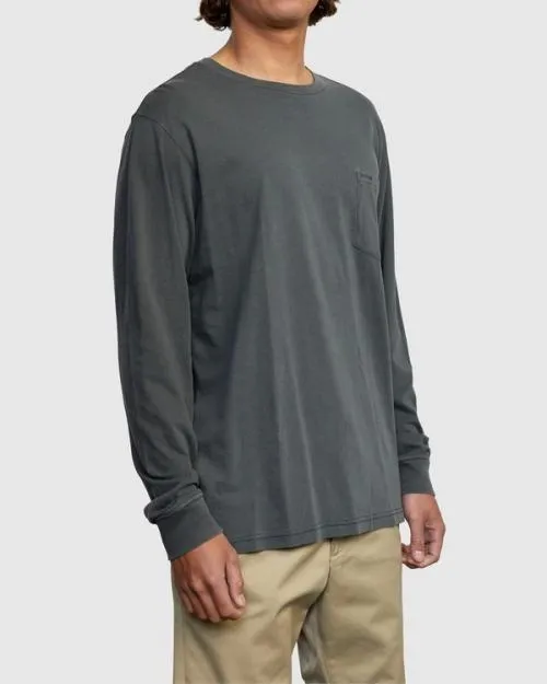 Rvca PTC Pigment Long Sleeve TEE Pirate Black Men Tees and Tanks