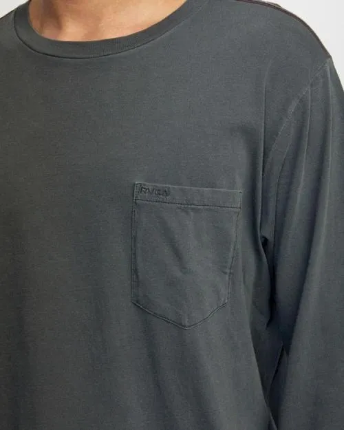 Rvca PTC Pigment Long Sleeve TEE Pirate Black Men Tees and Tanks