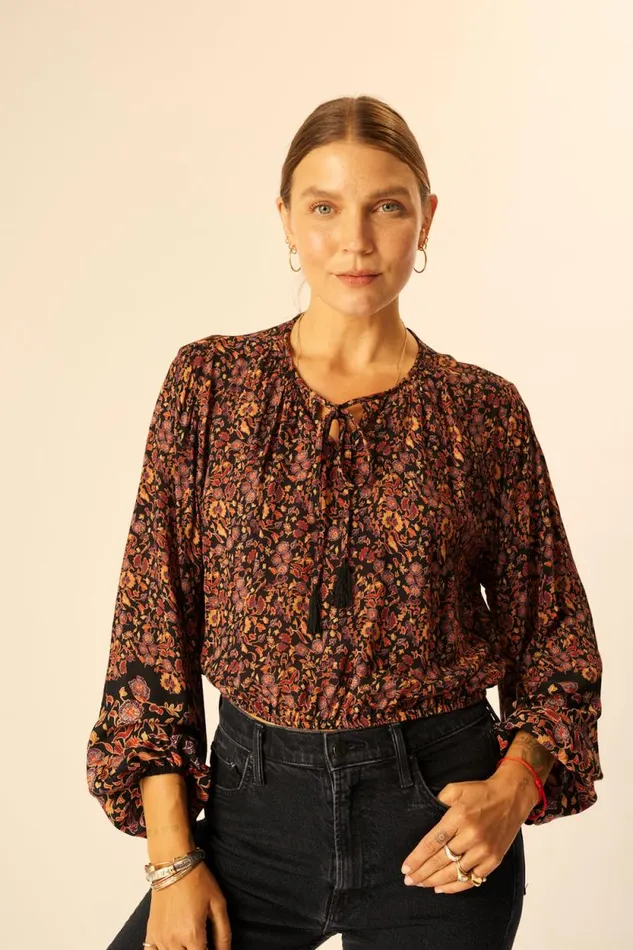 Tops Shop Natalie Martin AMELIA TOP Petite Fleur Noire