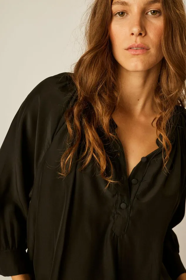 Tops Shop Natalie Martin REMY TOP Black Silk