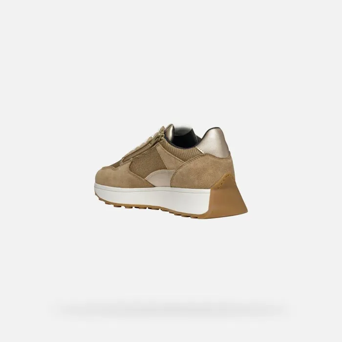 Woman Geox Sneakers AMABEL WOMAN Taupe Low Top Sneakers Taupe