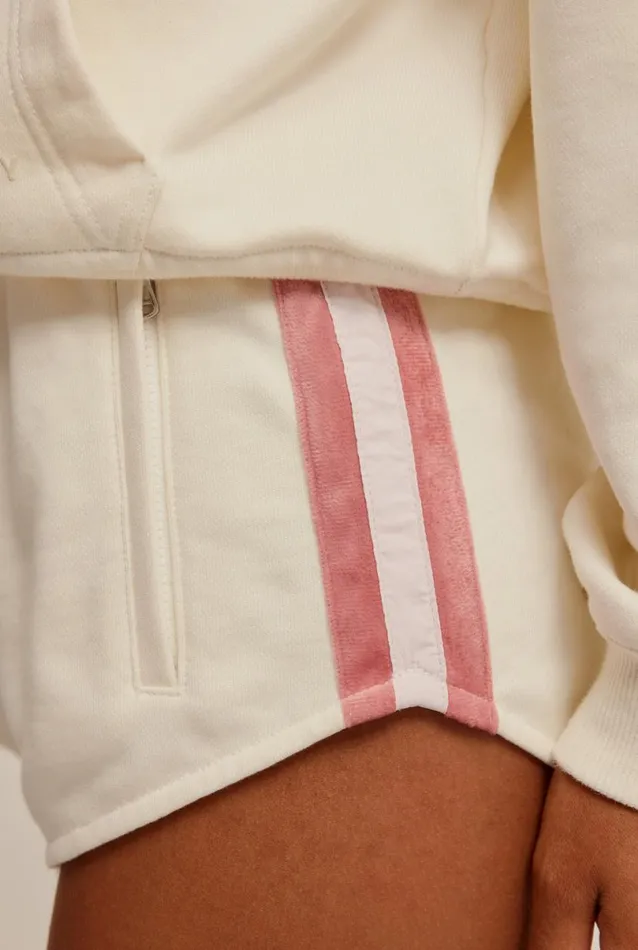 Woman Venroy Shorts Side Stripe Track Short