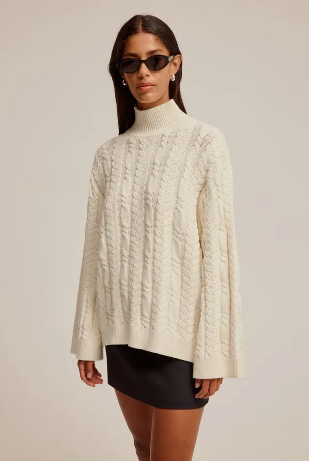 Woman Venroy Sweaters Cable Knit Funnel Neck Sweater