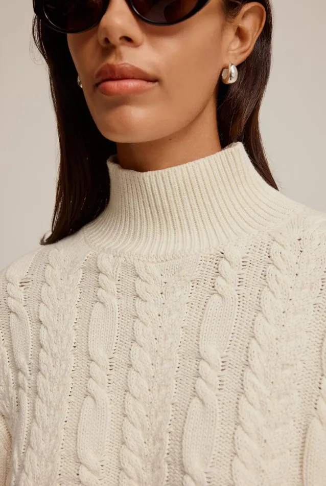 Woman Venroy Sweaters Cable Knit Funnel Neck Sweater