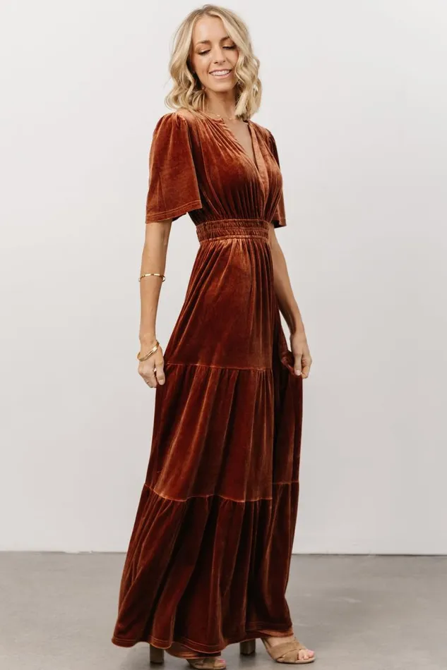 Women Artemis Velvet Maxi Dress Dark Spice Baltic Born The Guest Edit Women Artemis Velvet Maxi Dress Dark Spice Baltic Born The Guest Edit
